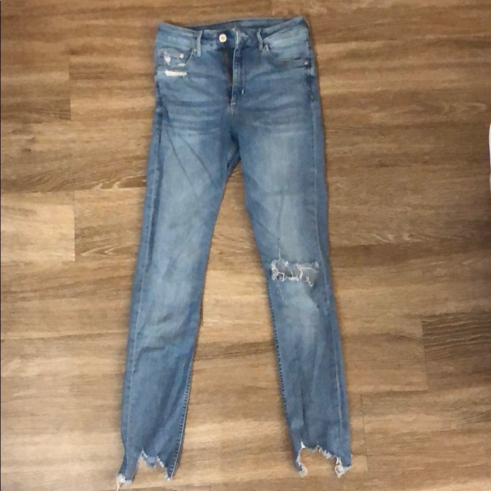 High waisted blue jeans